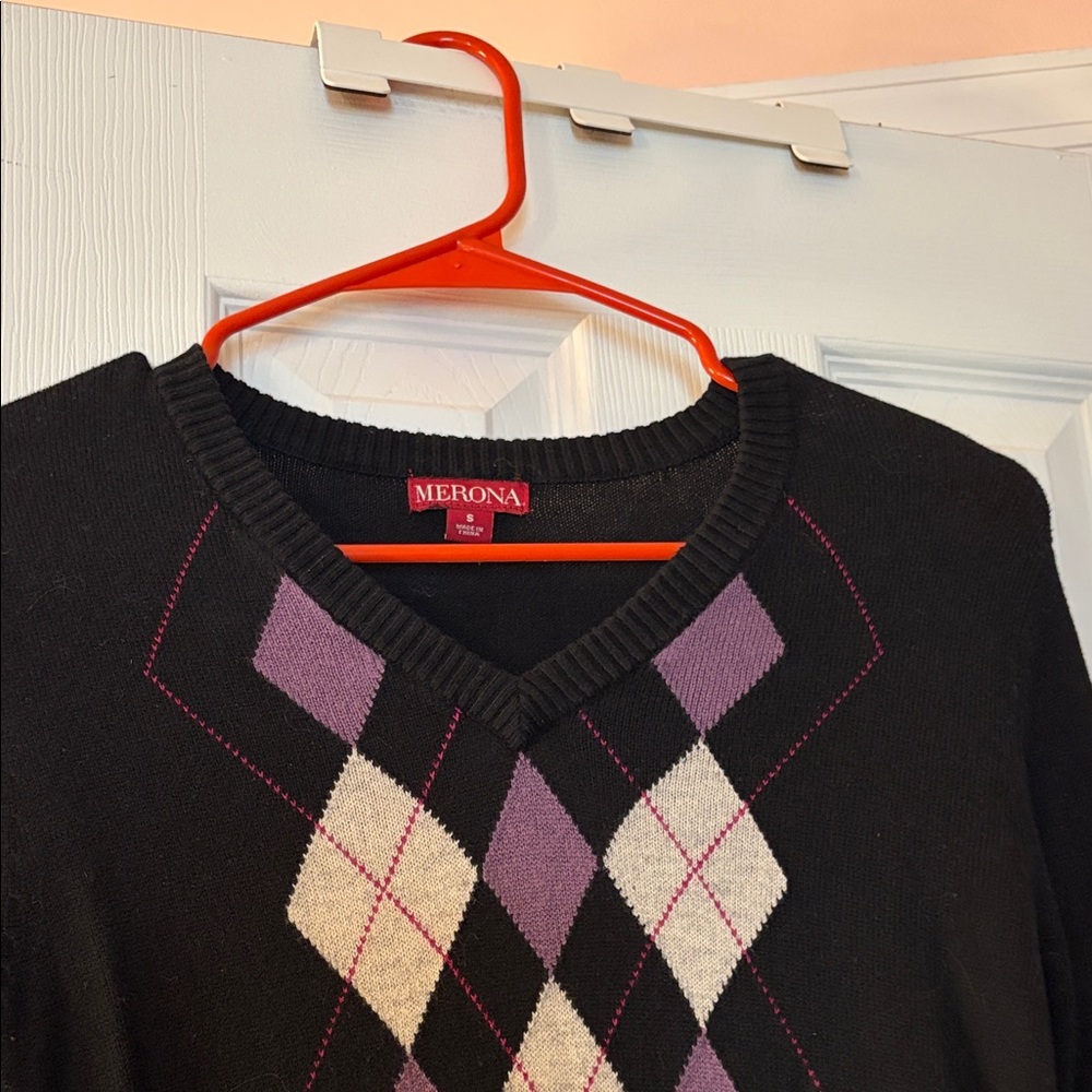 Merona Black Sweater with Purple Argyle - Picture 5 of 5